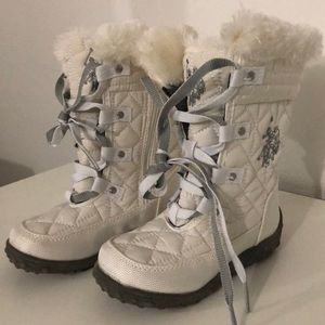 Never used Ralph Lauren white boots for winter